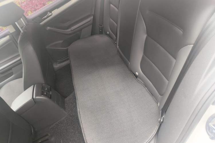Used Volkswagen Sagitar 2017 230TSI Automatic Comfort Version Left Rear Seat