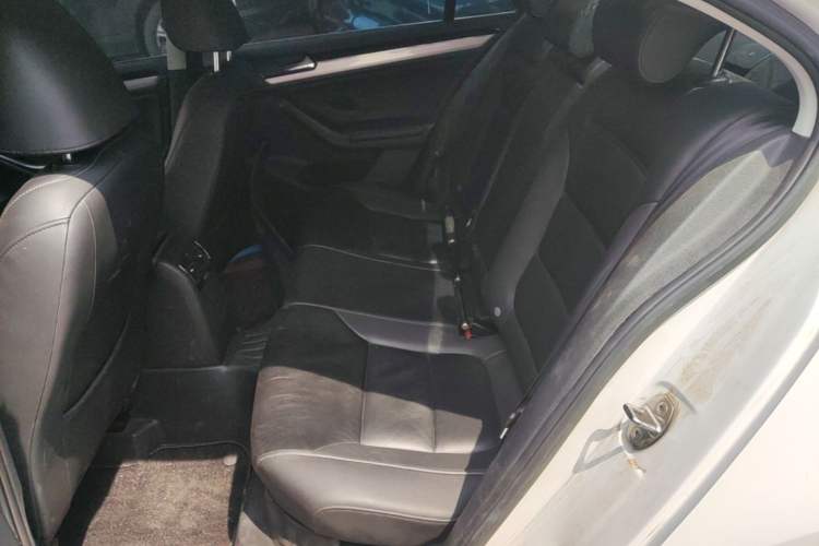 Used Volkswagen Sagitar 2017 230TSI Automatic Comfort Version Left Rear Seat