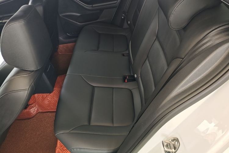 Used Volkswagen Sagitar 2017 180TSI Automatic Luxury Edition Left Rear Seat