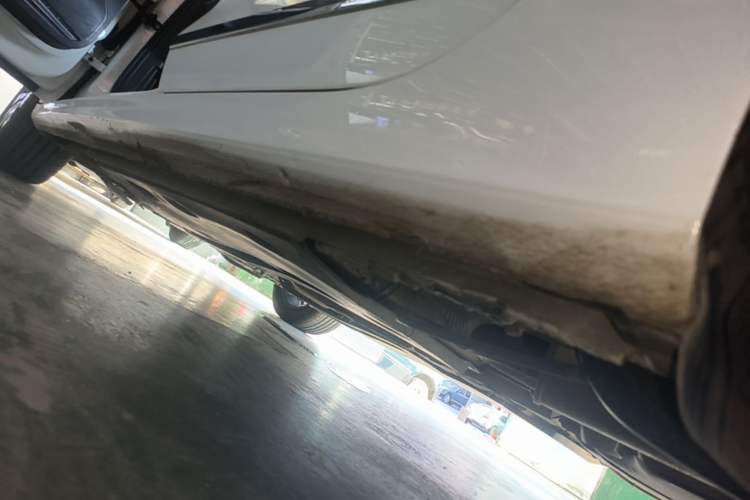 Used Volkswagen Sagitar 2017 1.6L Automatic Comfort Model Left Side Sill