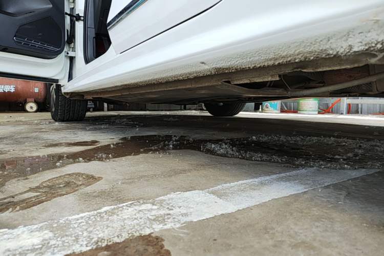 Used Volkswagen Sagitar 2017 180TSI Automatic Leading Model Left Side Sill