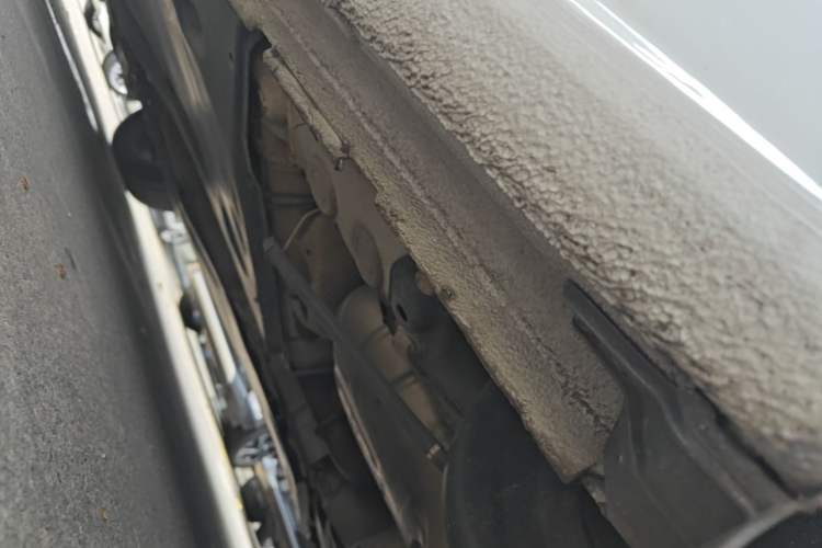 Used Volkswagen Sagitar 2017 230TSI Automatic Comfort Version Left Side Sill
