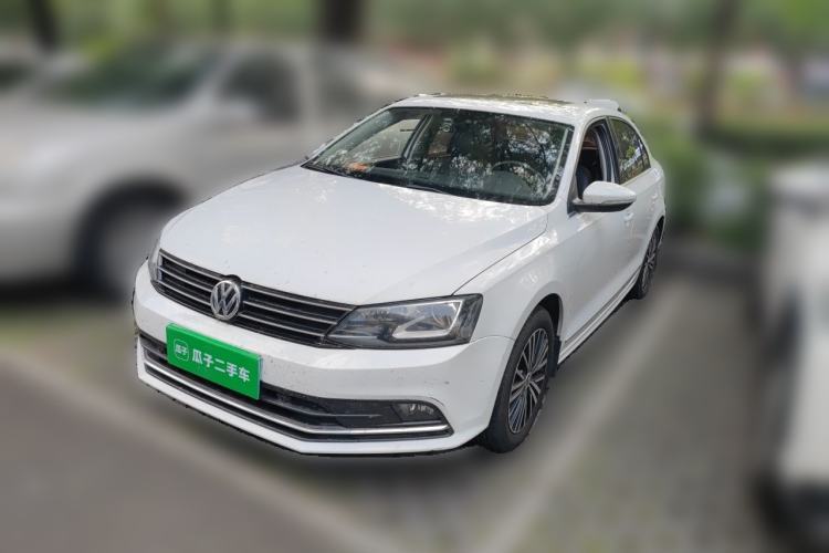 Used Volkswagen Sagitar 2017 230TSI Automatic Luxury Edition Guazi used car, China used car export, Used car for sale, Used  cars, Cheapest cars for sale