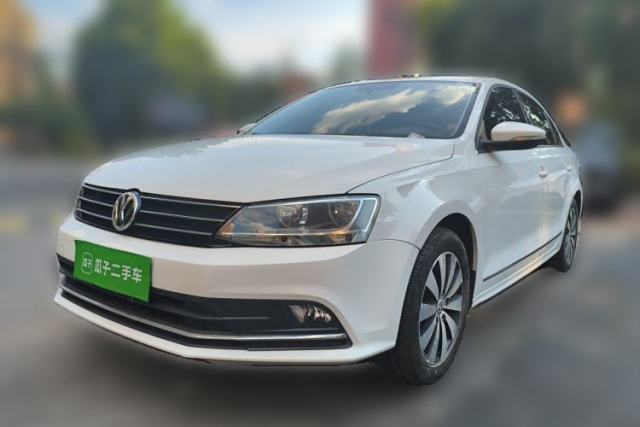 Used Volkswagen Sagitar 2017 230TSI Automatic Comfort Version