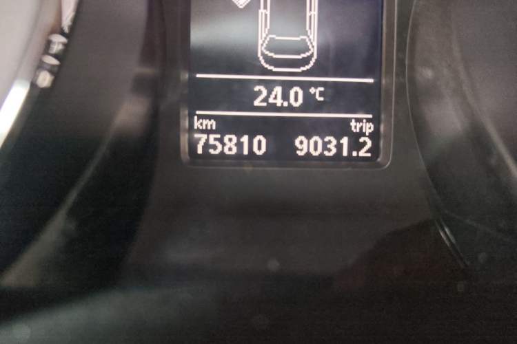 Used Volkswagen Sagitar 2017 180TSI Automatic Luxury Edition Odometer Close Up