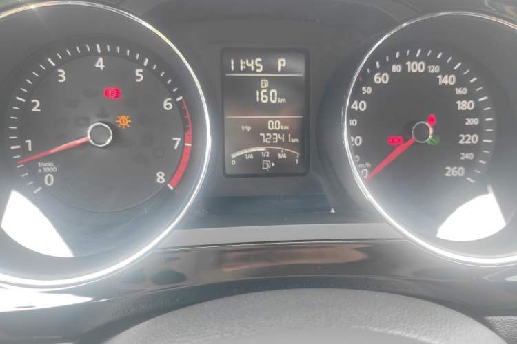 Used Volkswagen Sagitar 2017 1.6L Automatic Comfort Model Odometer Close Up