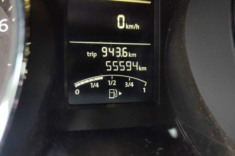 Used Volkswagen Sagitar 2017 1.6L Automatic Comfort Model Odometer Close Up