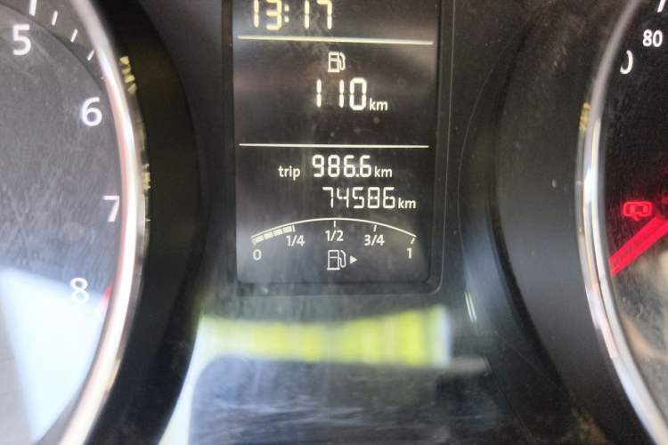 Used Volkswagen Sagitar 2017 1.6L Manual Comfort Model Odometer Close Up
