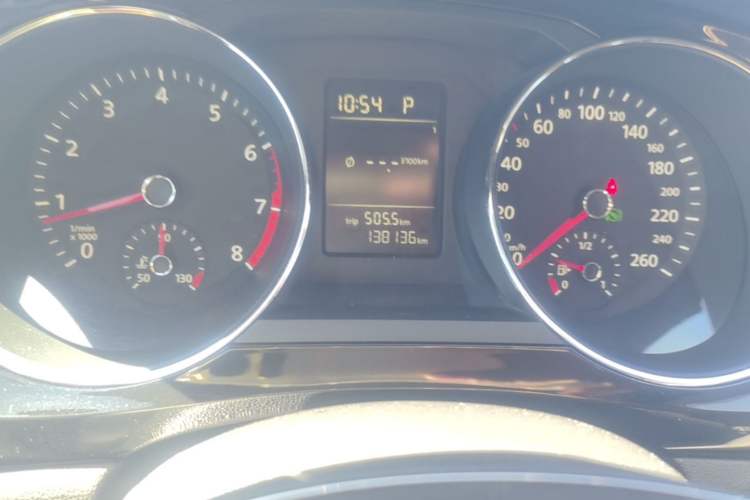 Used Volkswagen Sagitar 2017 230TSI Automatic Comfort Version Odometer Close Up
