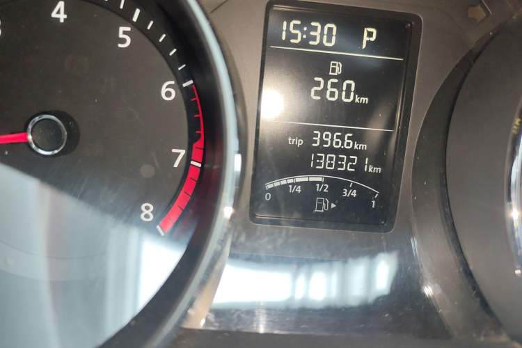 Used Volkswagen Sagitar 2017 1.6L Automatic Comfort Model Odometer Close Up