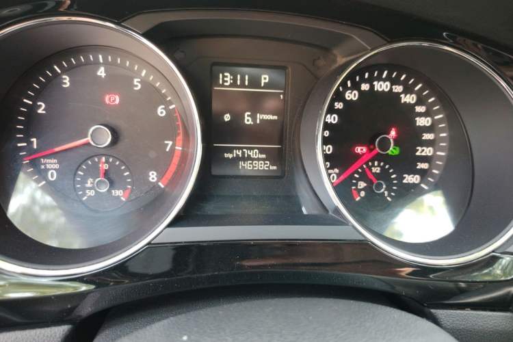 Used Volkswagen Sagitar 2017 230TSI Automatic Comfort Version Odometer Close Up