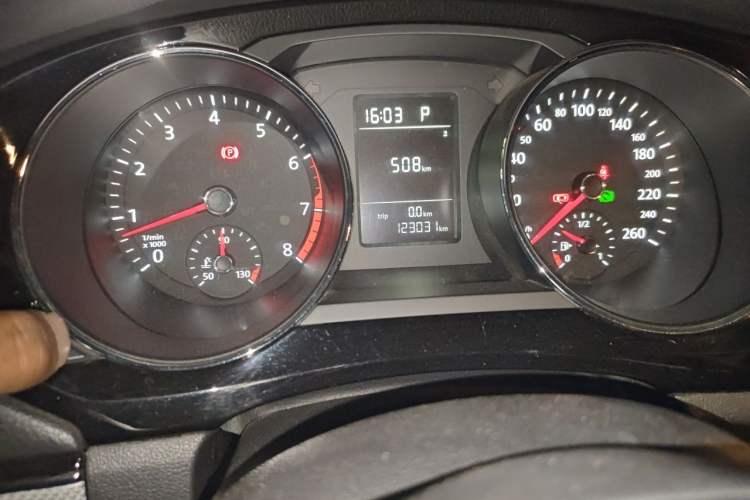 Used Volkswagen Sagitar 2017 230TSI Automatic Comfort Version Odometer Close Up