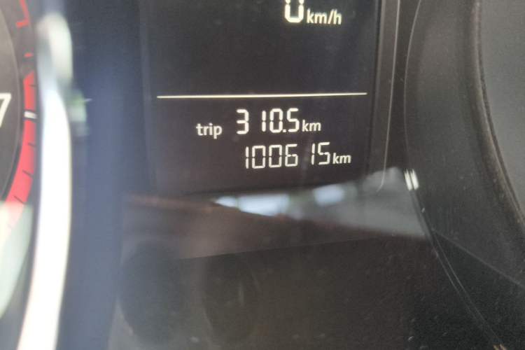 Used Volkswagen Sagitar 2017 230TSI Automatic Comfort Version Odometer Close Up