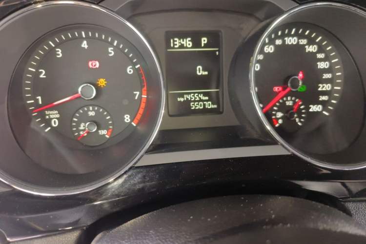 Used Volkswagen Sagitar 2017 230TSI Automatic Comfort Version Odometer Close Up