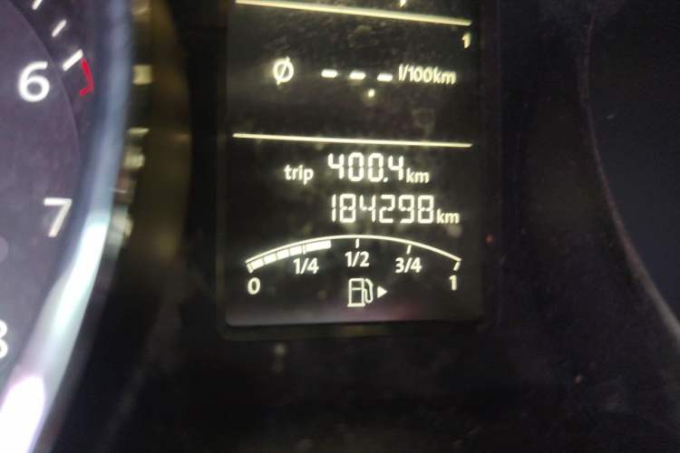 Used Volkswagen Sagitar 2017 1.6L Automatic Comfort Model Odometer Close Up