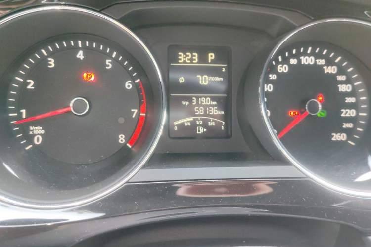 Used Volkswagen Sagitar 2017 1.6L Automatic Comfort Model Odometer Close Up