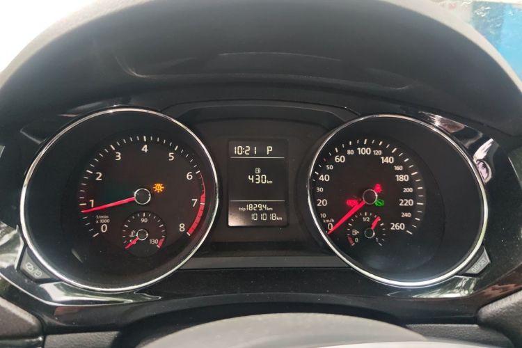 Used Volkswagen Sagitar 2017 230TSI Automatic Comfort Version Odometer Close Up