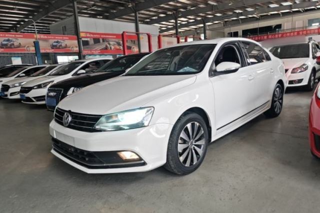 Used Volkswagen Sagitar 2017 230TSI Automatic Comfort Version
