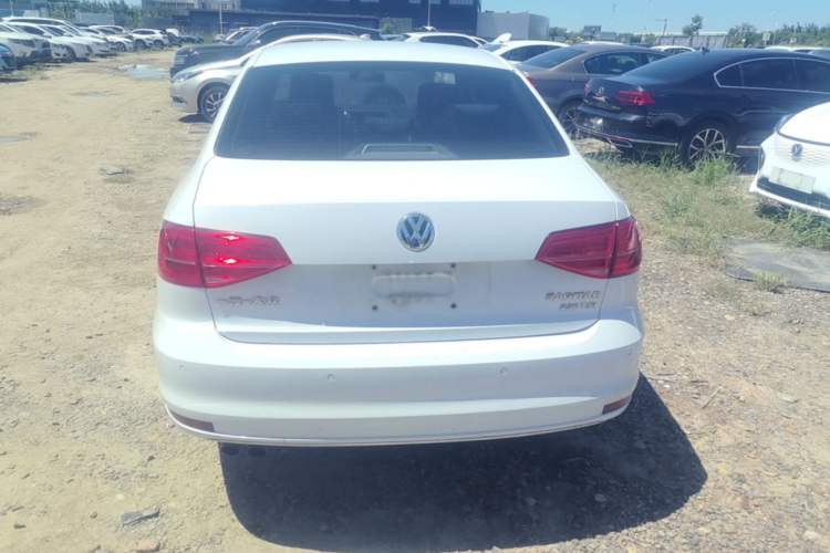 Used Volkswagen Sagitar 2017 230TSI Automatic Comfort Version Rear