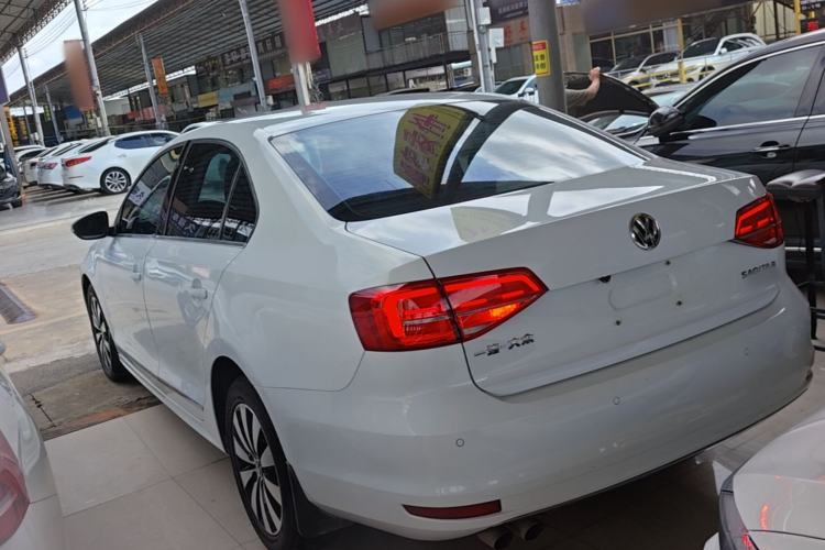 Used Volkswagen Sagitar 2017 230TSI Automatic Comfort Version Rear Left 45 Deg