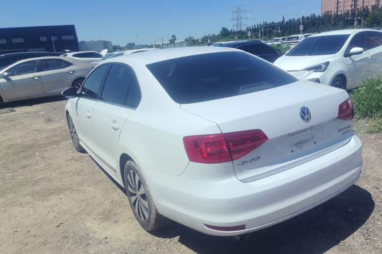 Used Volkswagen Sagitar 2017 230TSI Automatic Comfort Version Rear Left 45 Deg