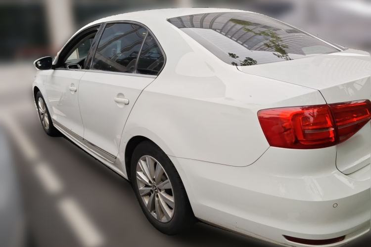Used Volkswagen Sagitar 2017 1.6L Manual Comfort Model Rear Left 45 Deg