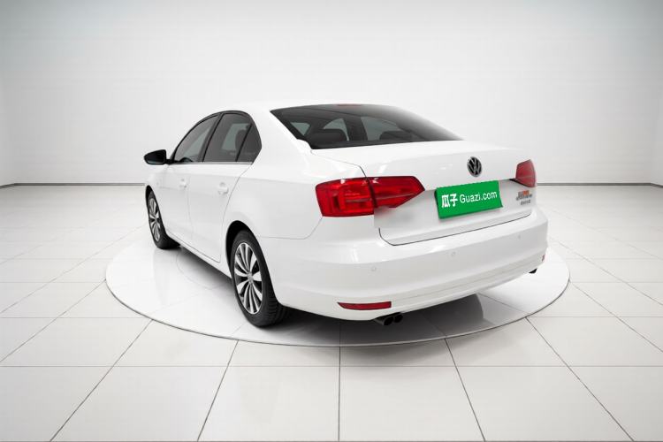 Used Volkswagen Sagitar 2017 230TSI Automatic Comfort Version Rear Left 45 Deg