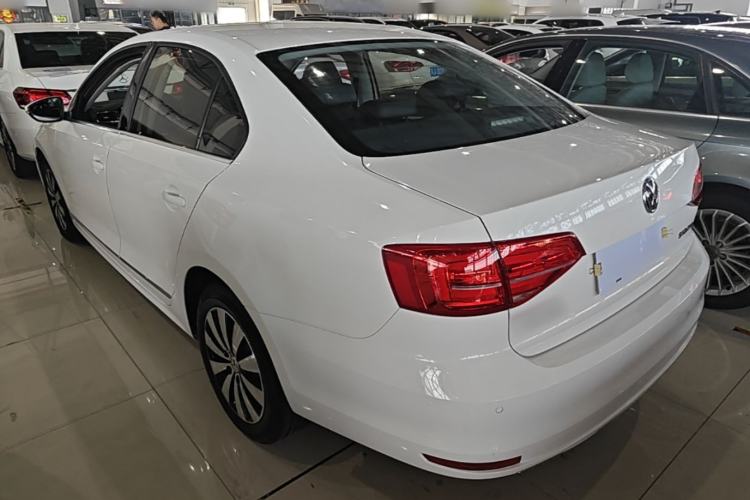 Used Volkswagen Sagitar 2017 1.6L Automatic Comfort Model Rear Left 45 Deg
