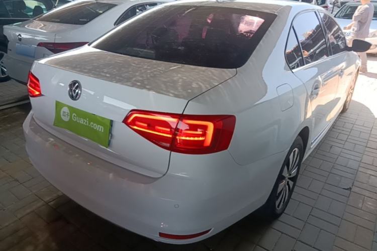 Used Volkswagen Sagitar 2017 230TSI Automatic Comfort Version Rear Right 45 Deg