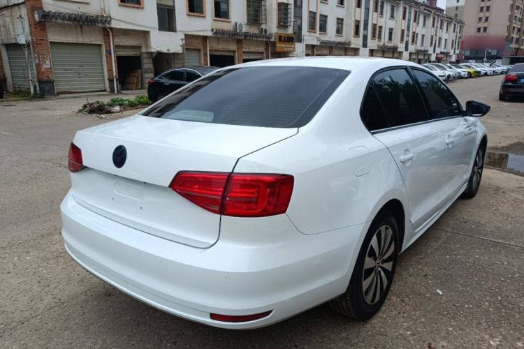 Used Volkswagen Sagitar 2017 1.6L Automatic Comfort Model Rear Right 45 Deg