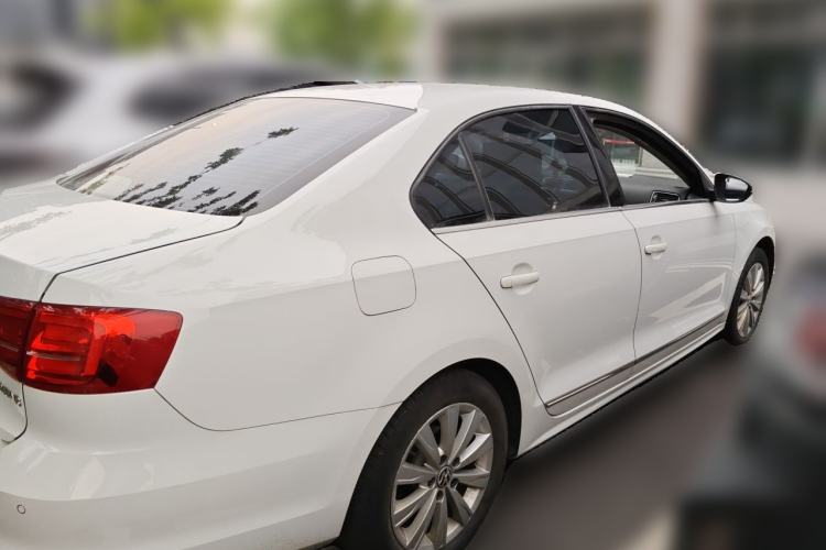Used Volkswagen Sagitar 2017 1.6L Manual Comfort Model Rear Right 45 Deg