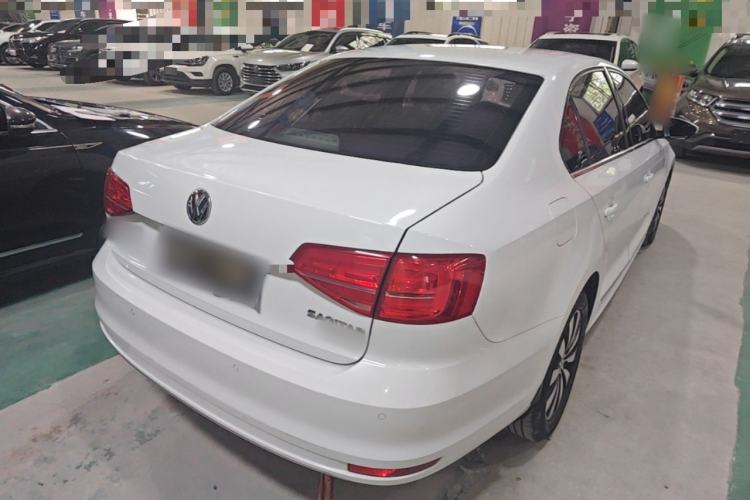 Used Volkswagen Sagitar 2017 180TSI Automatic Luxury Edition Rear Right 45 Deg