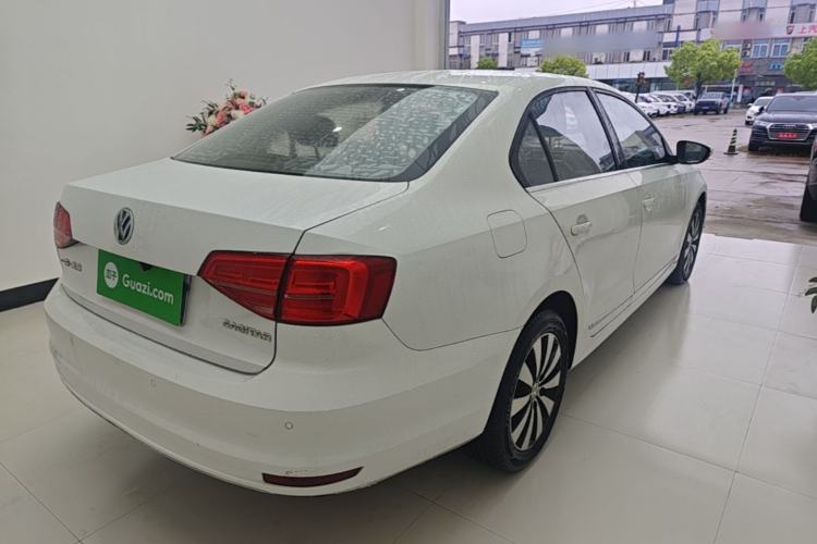 Used Volkswagen Sagitar 2017 1.6L Automatic Comfort Model Rear Right 45 Deg