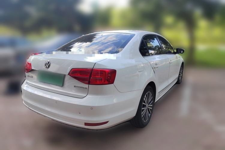 Used Volkswagen Sagitar 2017 230TSI Automatic Luxury Edition Rear Right 45 Deg