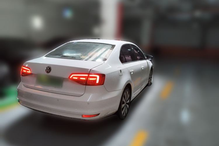 Used Volkswagen Sagitar 2017 1.6L Automatic Comfort Model Rear Right 45 Deg