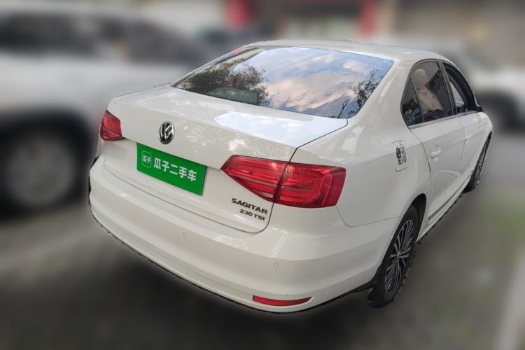 Used Volkswagen Sagitar 2017 230TSI Automatic Luxury Edition Rear Right 45 Deg