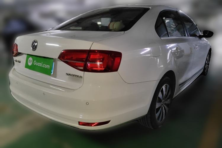 Used Volkswagen Sagitar 2017 230TSI Automatic Comfort Version Rear Right 45 Deg