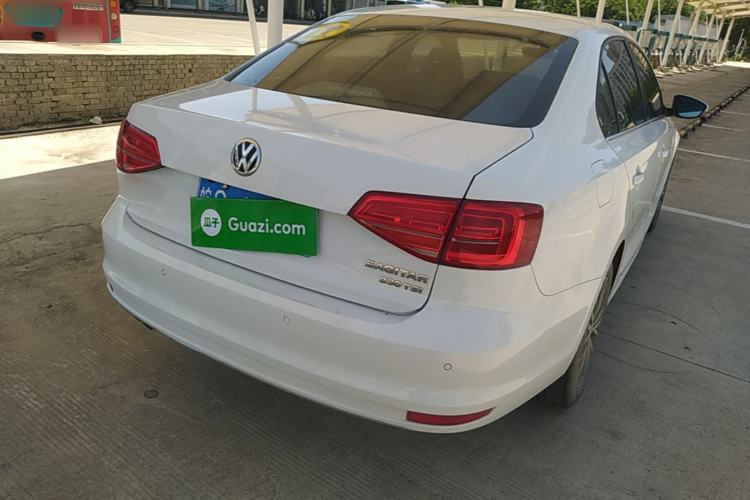 Used Volkswagen Sagitar 2017 230TSI Automatic Luxury Edition Rear Right 45 Deg