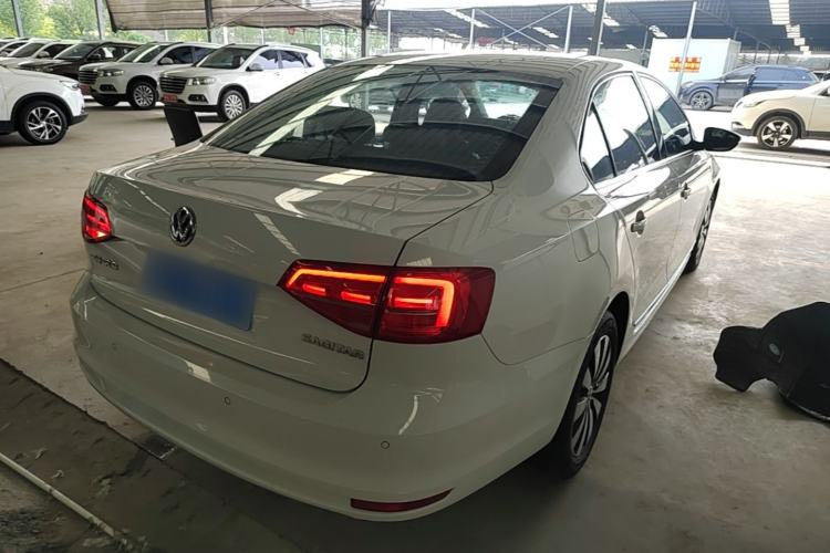 Used Volkswagen Sagitar 2017 1.6L Automatic Comfort Model Rear Right 45 Deg