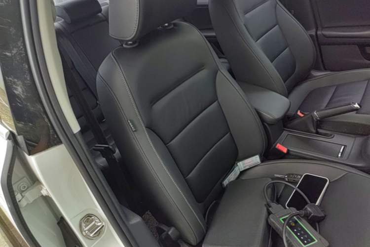 Used Volkswagen Sagitar 2017 230TSI Automatic Comfort Version Right Front Seat