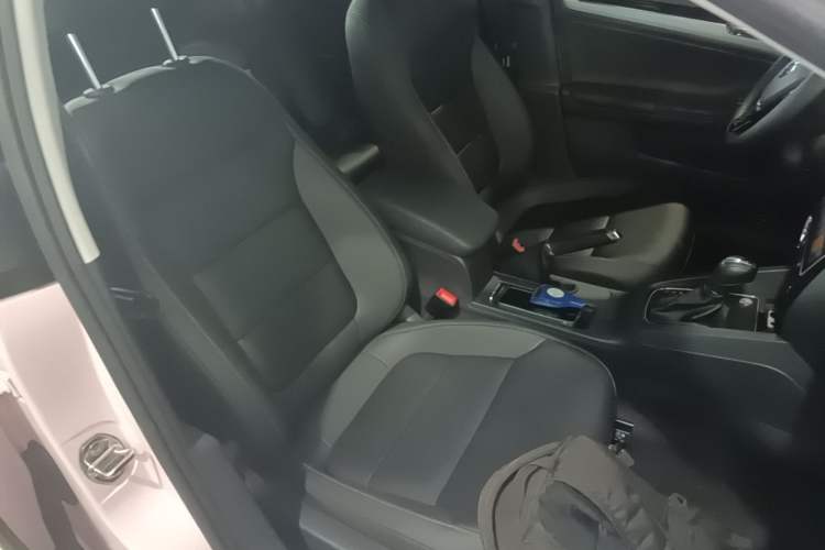 Used Volkswagen Sagitar 2017 1.6L Automatic Comfort Model Right Front Seat