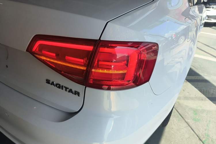 Used Volkswagen Sagitar 2017 1.6L Automatic Comfort Model Right Rear Taillight