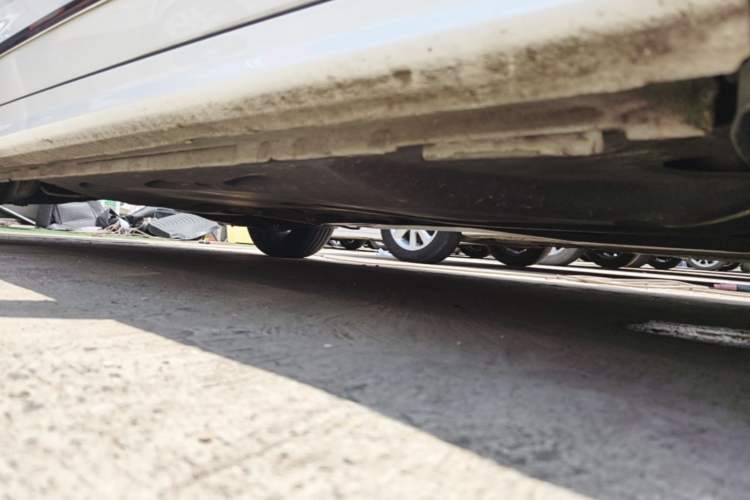 Used Volkswagen Sagitar 2017 1.6L Automatic Comfort Model Right Side Sill