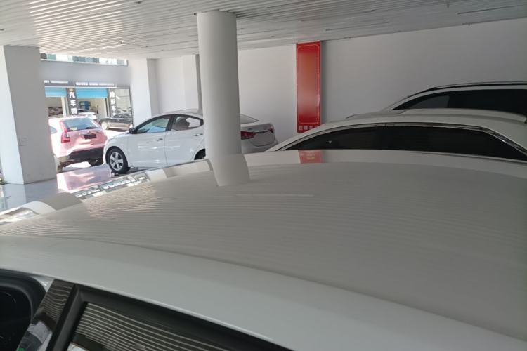 Used Volkswagen Sagitar 2017 1.6L Automatic Fashion Model Roof