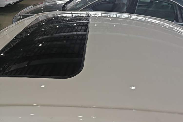 Used Volkswagen Sagitar 2017 1.6L Automatic Comfort Model Roof