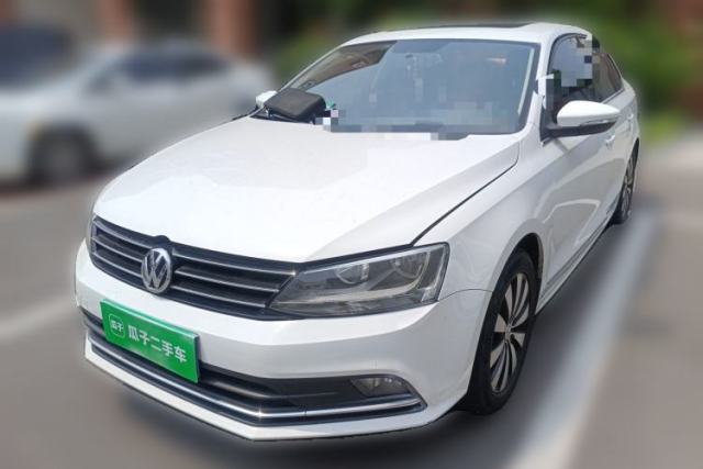 Used Volkswagen Sagitar 2017 230TSI Automatic Comfort Version