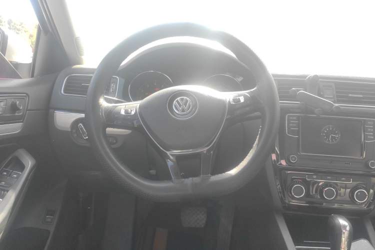 Used Volkswagen Sagitar 2017 1.6L Automatic Comfort Model Steering Wheel
