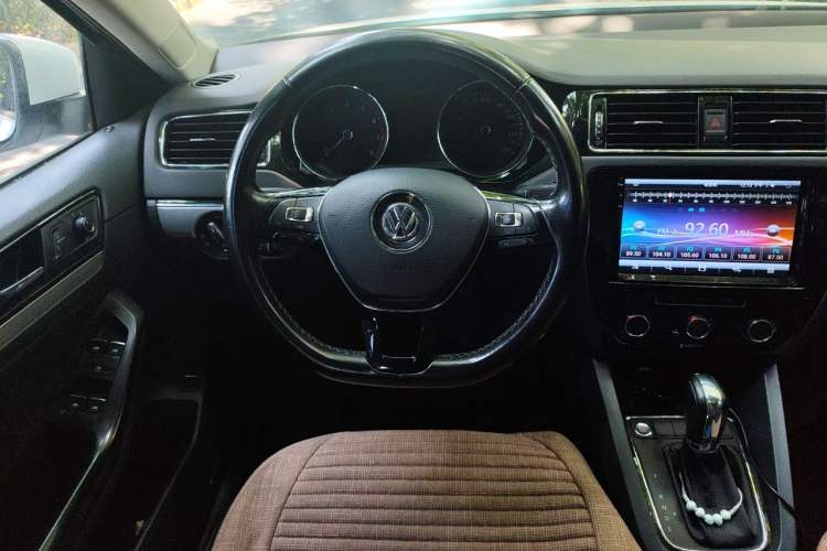 Used Volkswagen Sagitar 2017 1.6L Automatic Comfort Model Steering Wheel