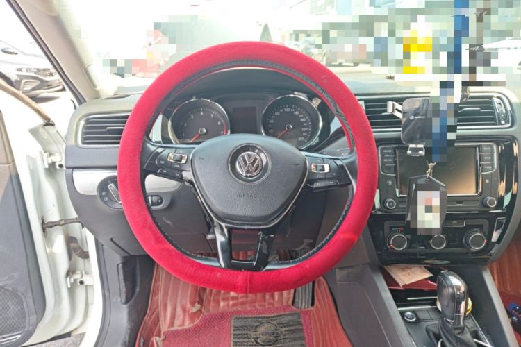 Used Volkswagen Sagitar 2017 1.6L Automatic Comfort Model Steering Wheel