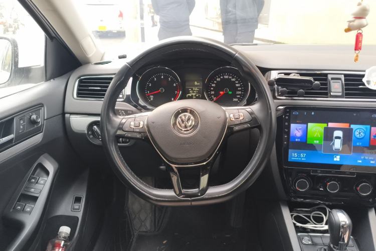 Used Volkswagen Sagitar 2017 1.6L Automatic Comfort Model Steering Wheel